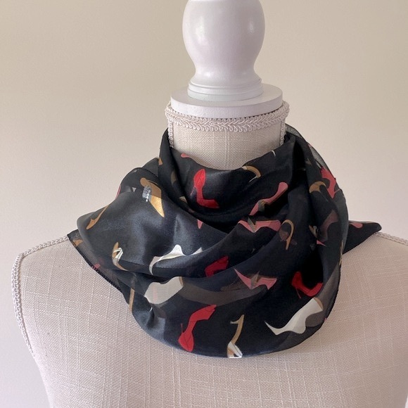 Satin striped lightweight shoe 👠 design fashion scarf, black multi shoe style - Picture 9 of 14